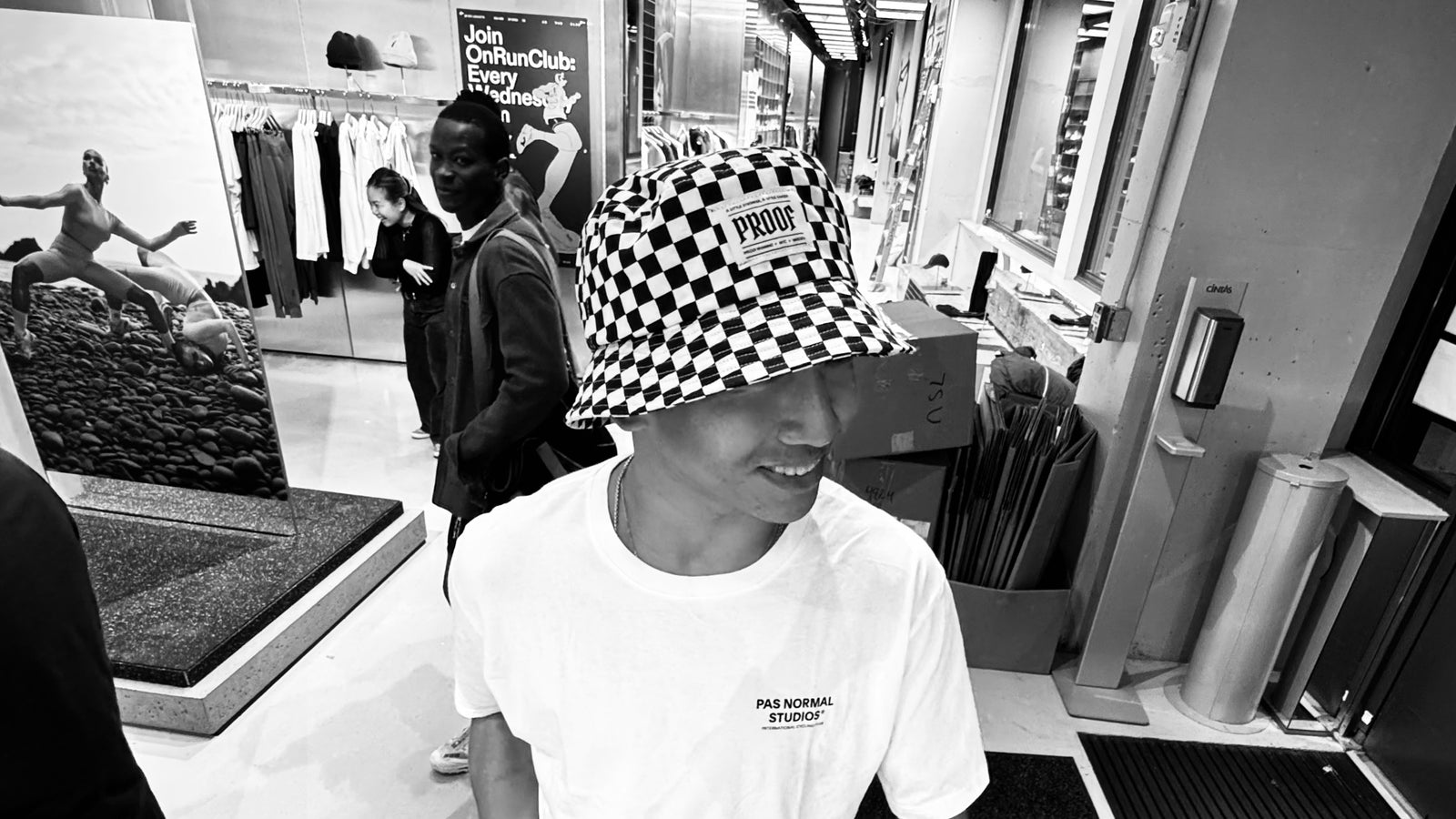 Checkered weatherproof bucket hat - fall/winter 24-25 collection